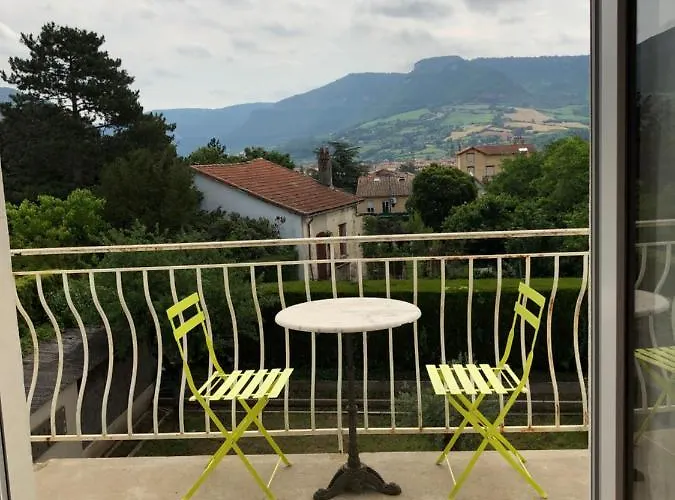 Montcalm アパート