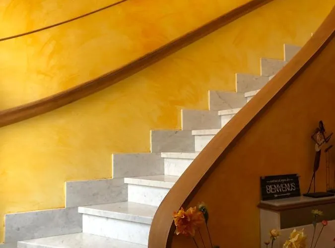 Montcalm アパート